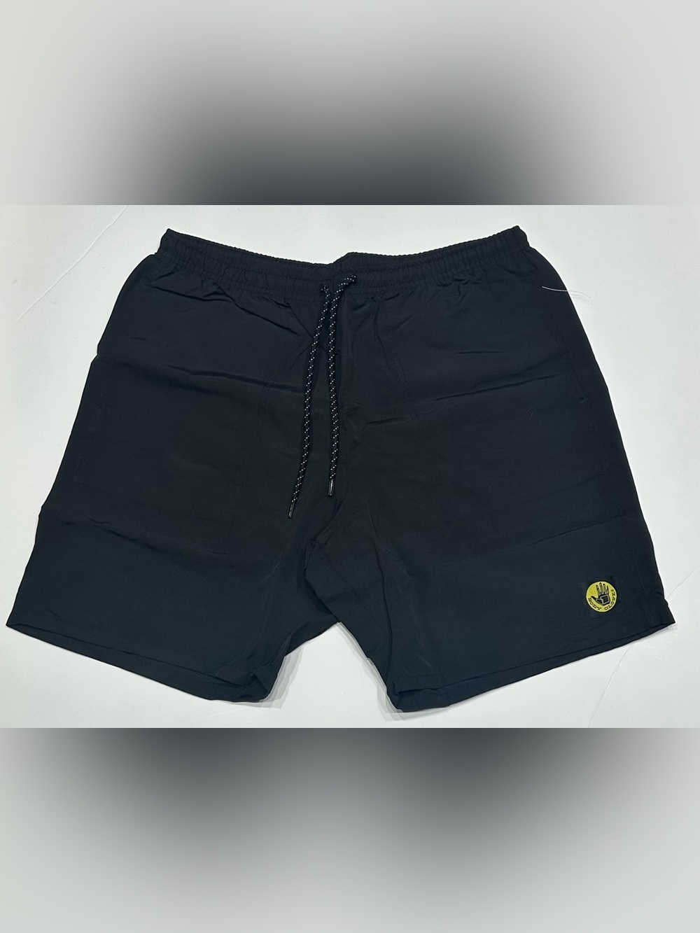 NEW, Body Glove Mens Size Medium Black Nylon Shorts Adjustable Waist w/Pockets